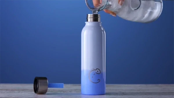 Color Changing Water Bottle - Image 2