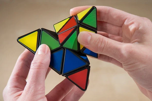 Pyraminx Puzzle - Image 2