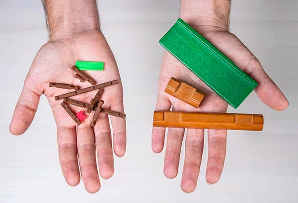 World’s Smallest Lincoln Logs - Image 2